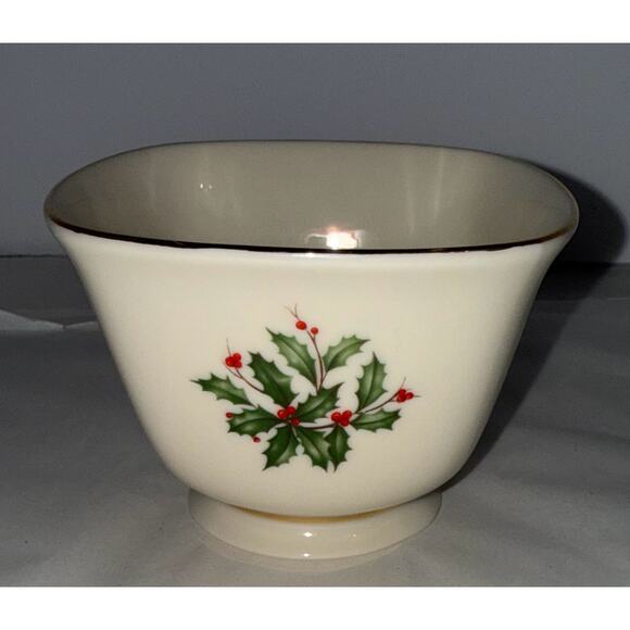 Lenox China Holiday Treat Bowl Hand Decorated 24k Gold Holly Festive Christmas - Picture 1 of 5